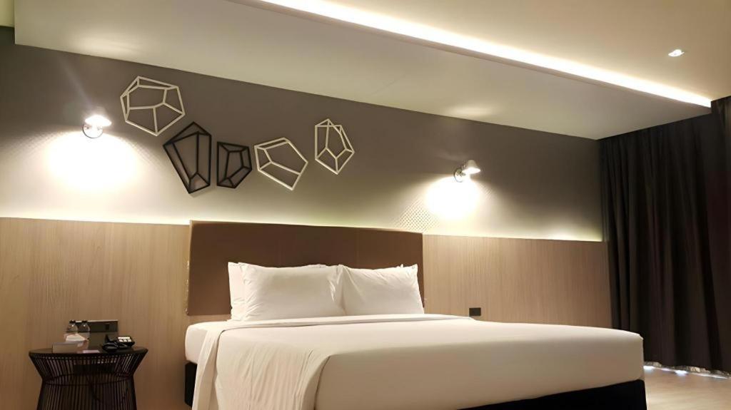 The Heritage Silom Hotel Bangkok Dış mekan fotoğraf