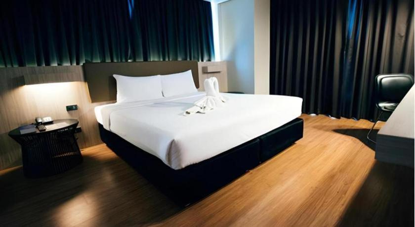 The Heritage Silom Hotel Bangkok Dış mekan fotoğraf